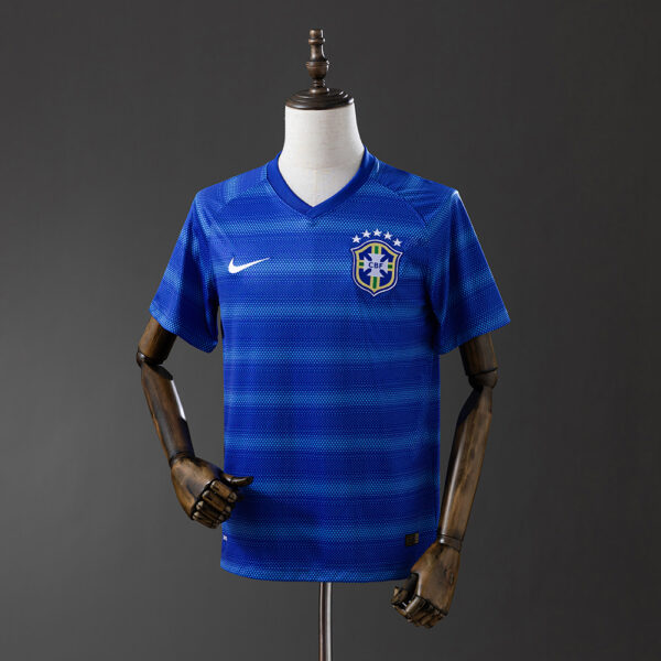 Camiseta Retro Brasil 2014 Visita