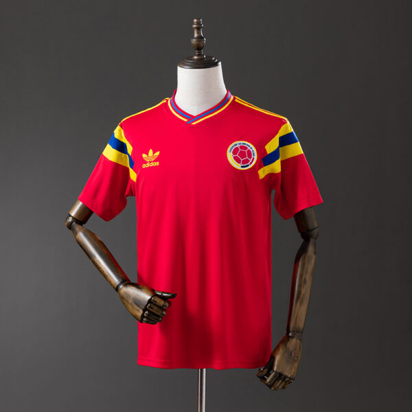 Camiseta Colombia Retro 1990 Visita