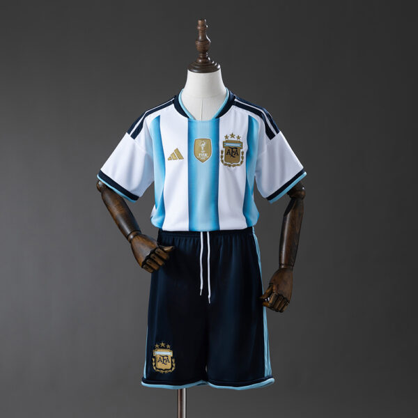 kit infantil argentina 2026 local