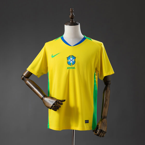 Camiseta Brasil 2025 Local