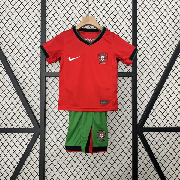 Kit Infantil Portugal 2025 local
