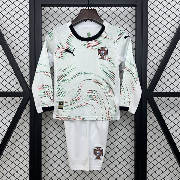 Kit Infantil Portugal 2025 visita manga larga