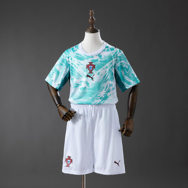 Kit Infantil Portugal 2026 Visita