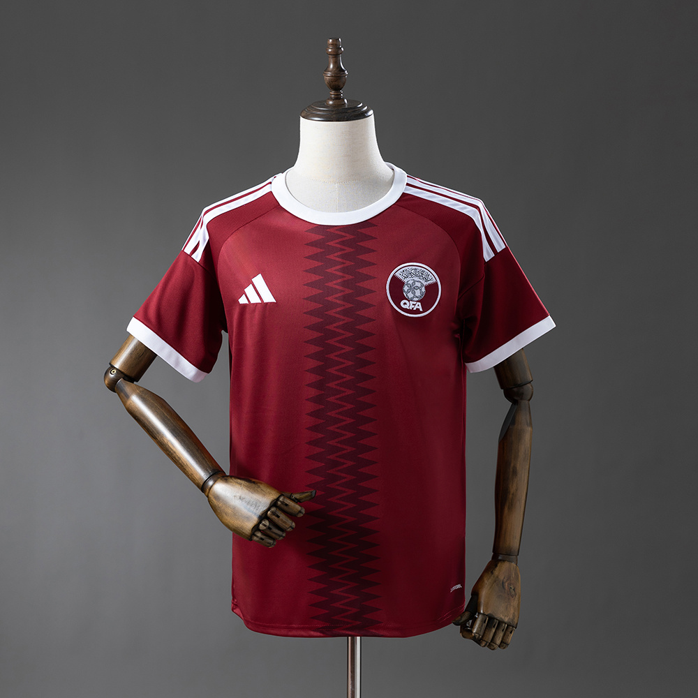 Camiseta Qatar 2026 Local