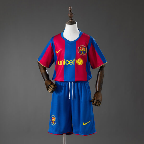 Kit Retro Infantil Barcelona 2007/08 Local