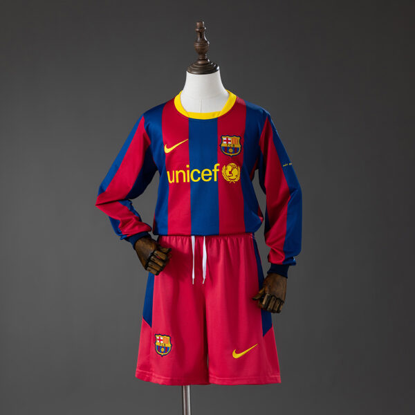 Kit Retro Infantil Barcelona 2010/11 Local manga larga