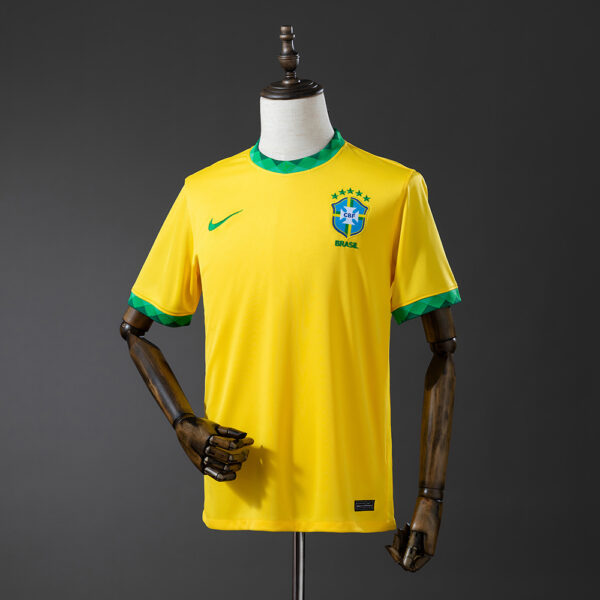 Camiseta Retro Brasil 2020 Local