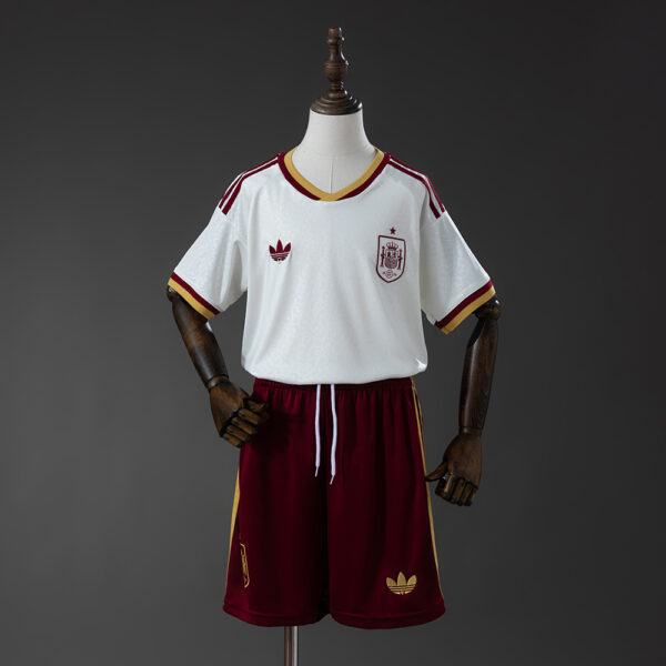 Kit Infantil España 2026 Visita
