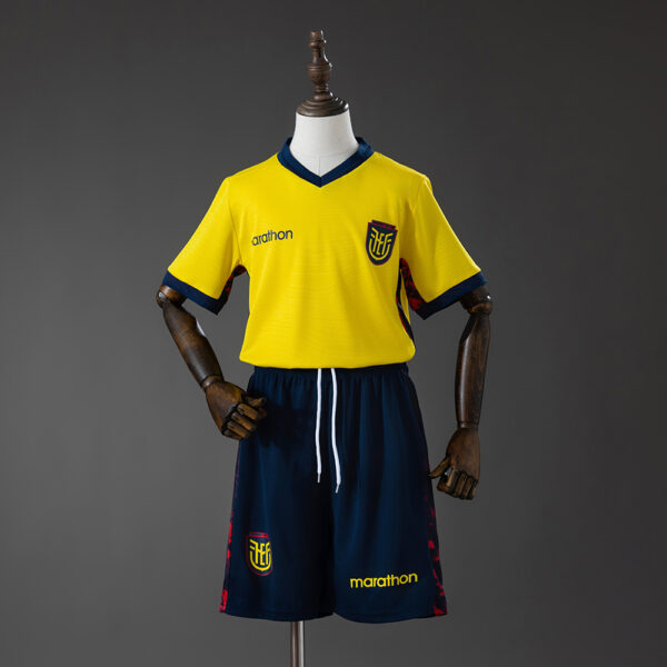 Kit Infantil Ecuador 2026 Local