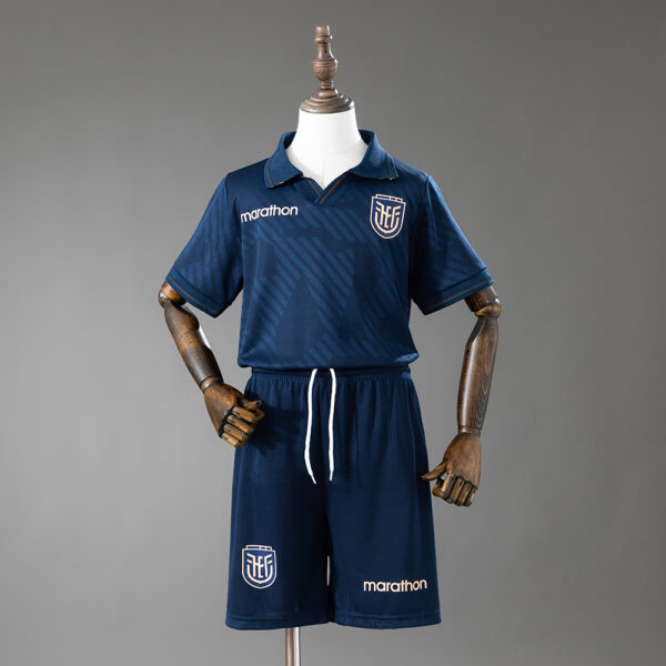 Kit Infantil Ecuador 2026 Visita