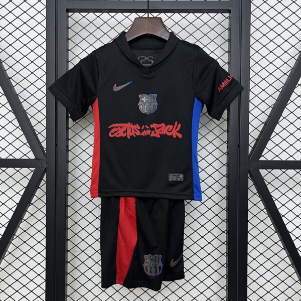 Kit Infantil Barcelona 2025/26 Colaboracion Travis Scott, Cactus Jack