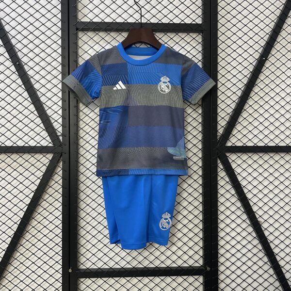 Kit Infantil Real Madrid 2025/26 Entrenamiento