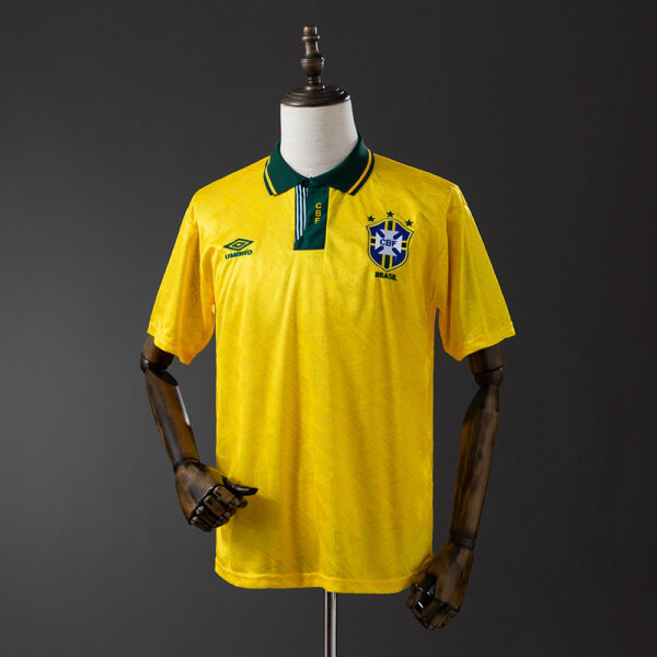 Camiseta Retro Brasil 1991/93 Local