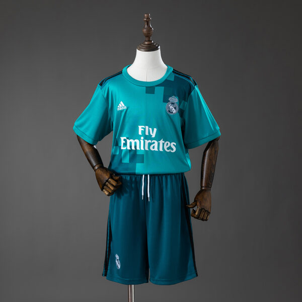 Kit Retro Infantil Real Madrid 2017/18 Tercera Equipación