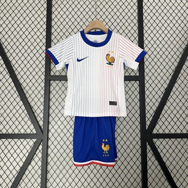 Kit Infantil Francia 2024 Visita