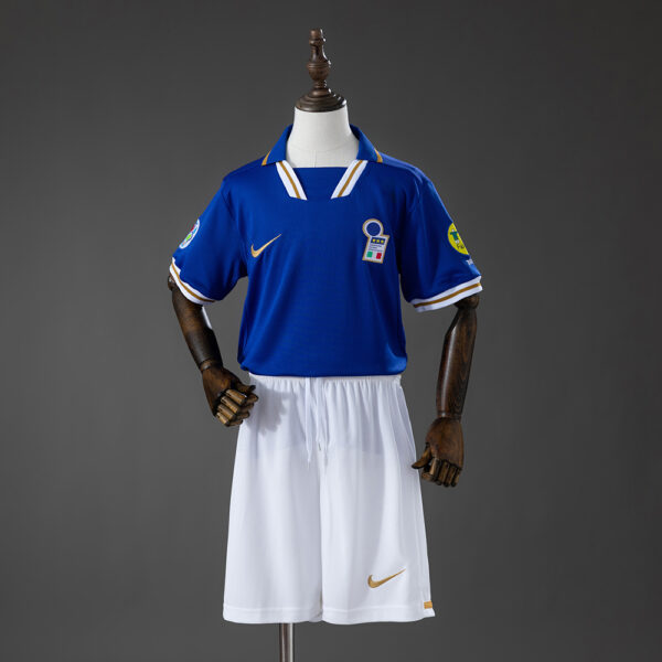 Kit Retro INFANTIL Italia 1996 Local