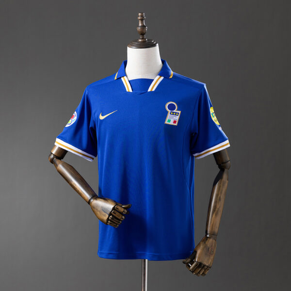 Camiseta Retro Italia 1996 lOCAL