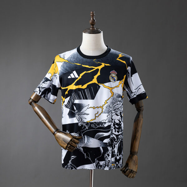 Camiseta Real Madrid 2025/26 Prepartido, Marvel